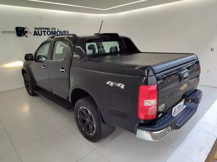 Chevrolet S10 Preto 20