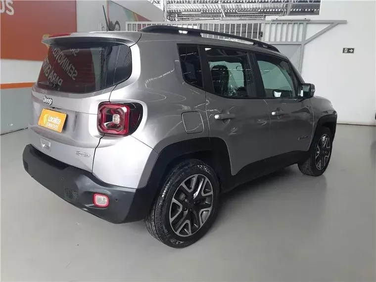 Jeep Renegade Prata 5