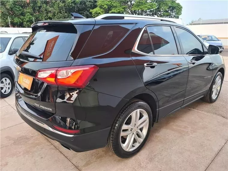 Chevrolet Equinox Preto 3