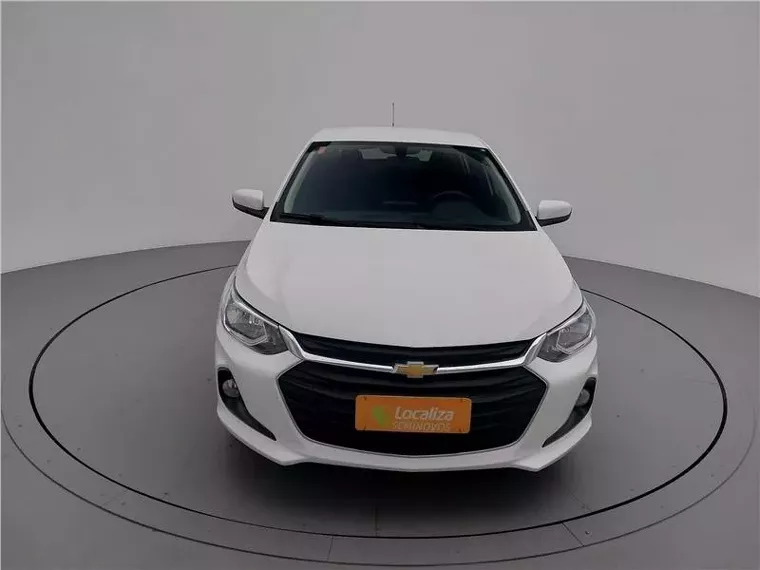 Chevrolet Onix Branco 2