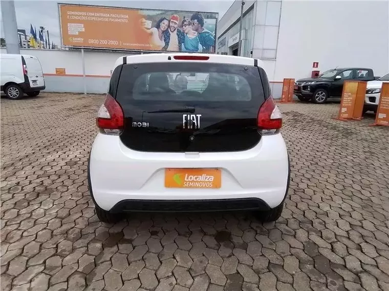 Fiat Mobi Branco 9