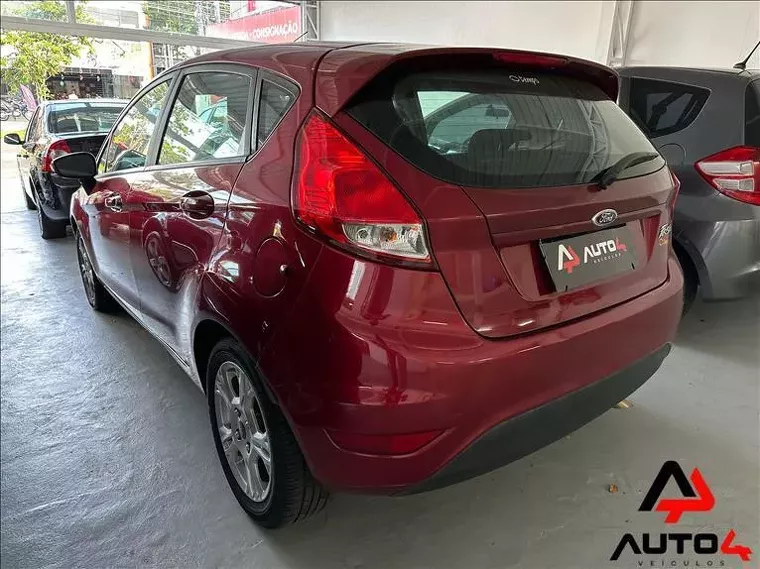 Ford Fiesta Vermelho 5