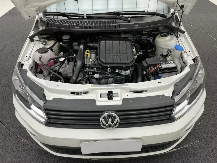 Volkswagen Voyage Branco 15