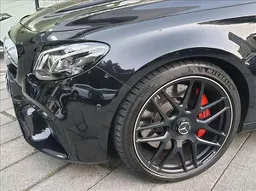 Mercedes-benz E 63 AMG