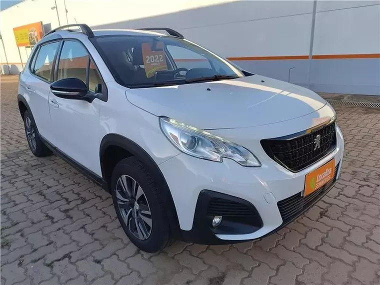 Peugeot 2008 Branco 4