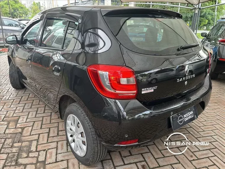 Renault Sandero Preto 7