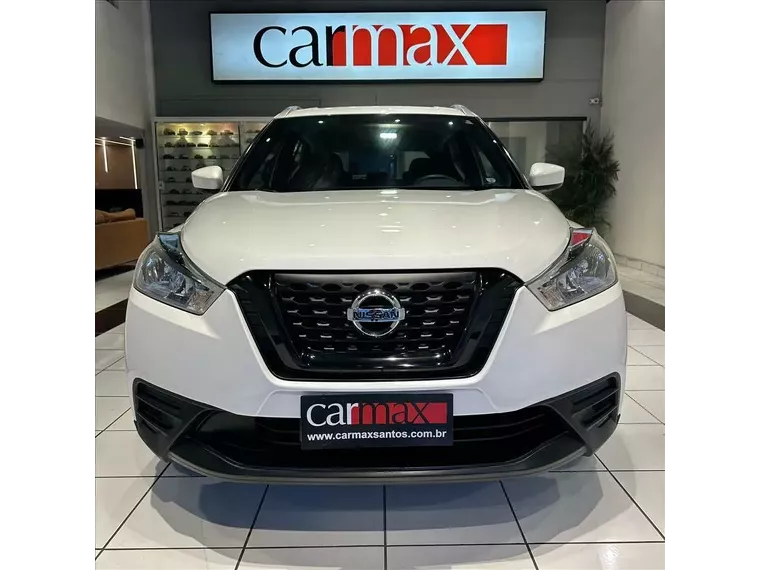 Nissan Kicks Branco 2