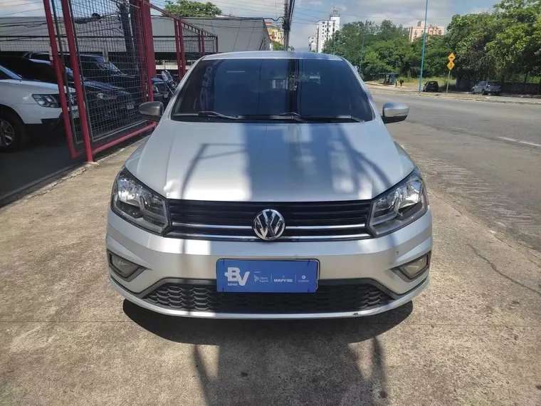 Volkswagen Voyage Prata 6