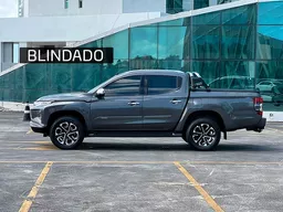 Mitsubishi L200 Triton