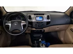 Toyota Hilux SW4