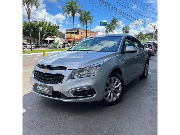 Chevrolet Cruze Prata 13