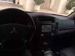 Mitsubishi Pajero Full