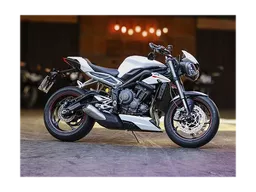 Street Triple