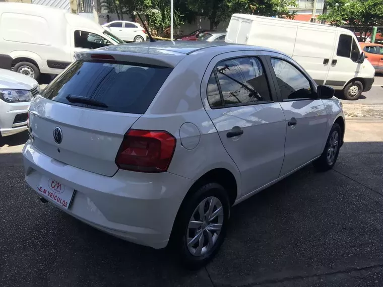 Volkswagen Gol Branco 2