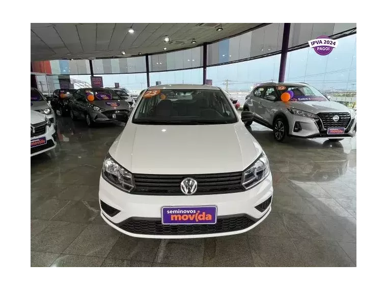 Volkswagen Voyage Branco 3