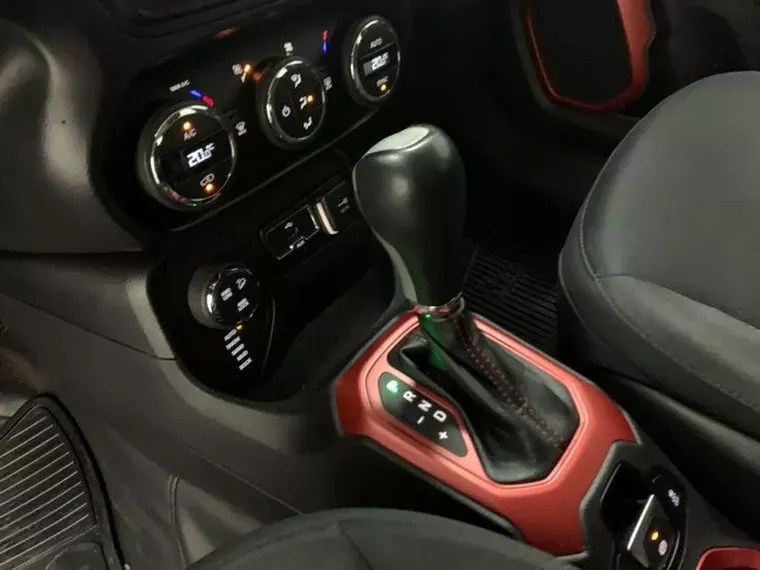 Jeep Renegade Preto 17