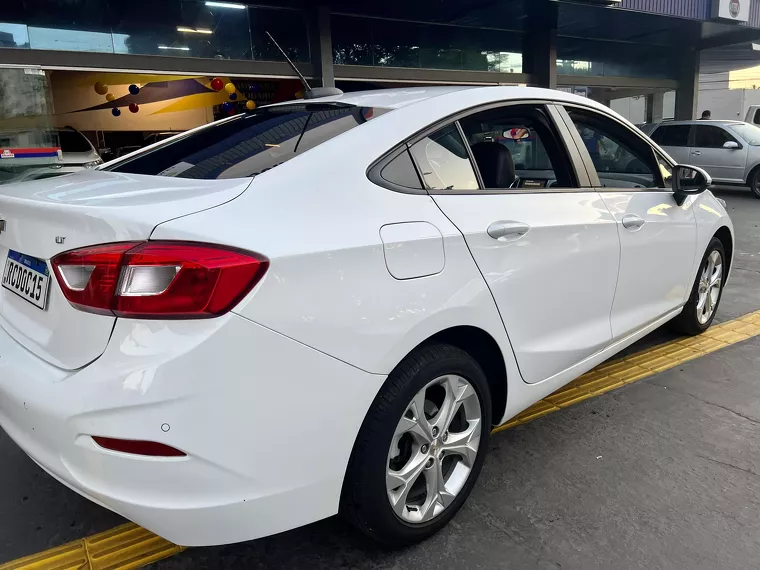 Chevrolet Cruze Branco 11