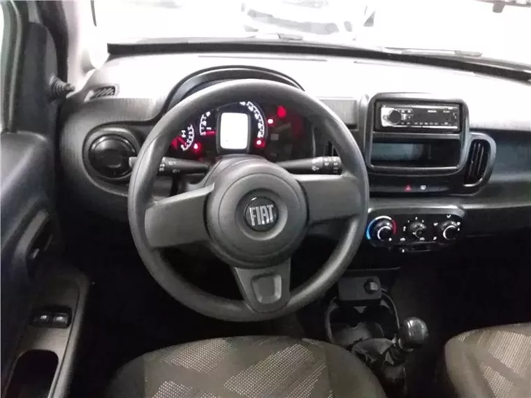 Fiat Mobi Branco 3