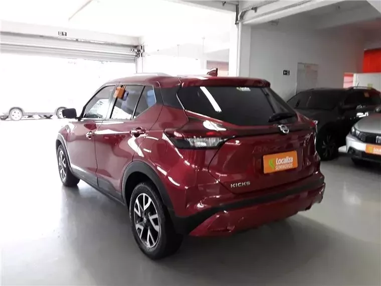 Nissan Kicks Vermelho 4