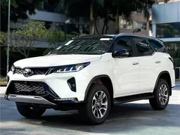 Toyota Hilux SW4