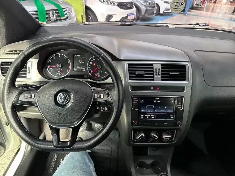 Volkswagen Fox Branco 5