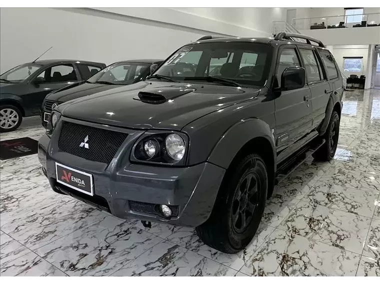 Mitsubishi Pajero Sport Cinza 9