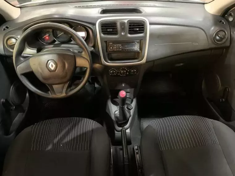 Renault Sandero Branco 24