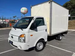 Hyundai HR