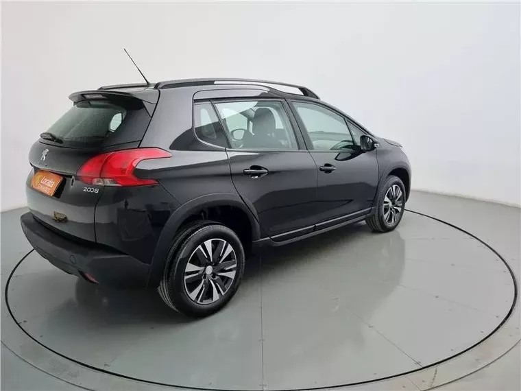 Peugeot 2008 Preto 19