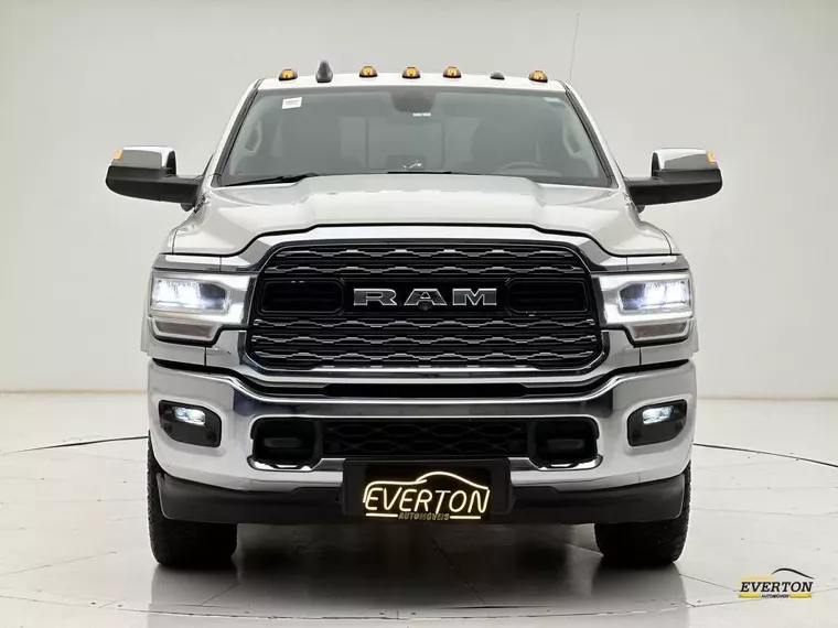 RAM 2500 Branco 13