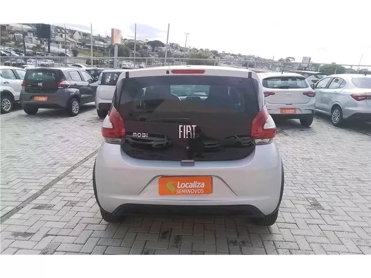 Fiat Mobi Prata 2