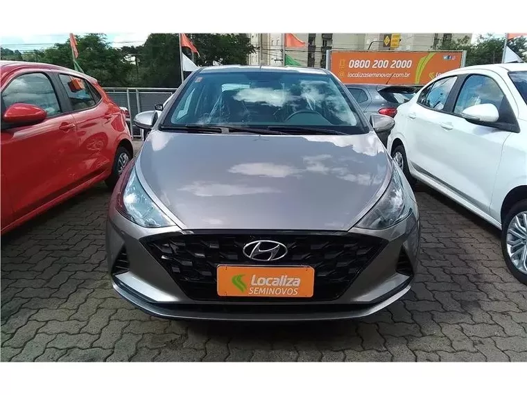 Hyundai HB20 Prata 7