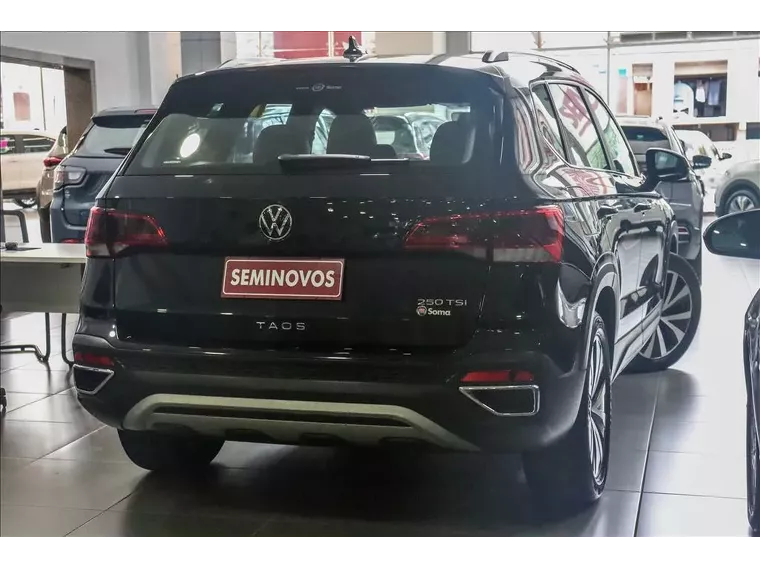 Volkswagen Taos Preto 6