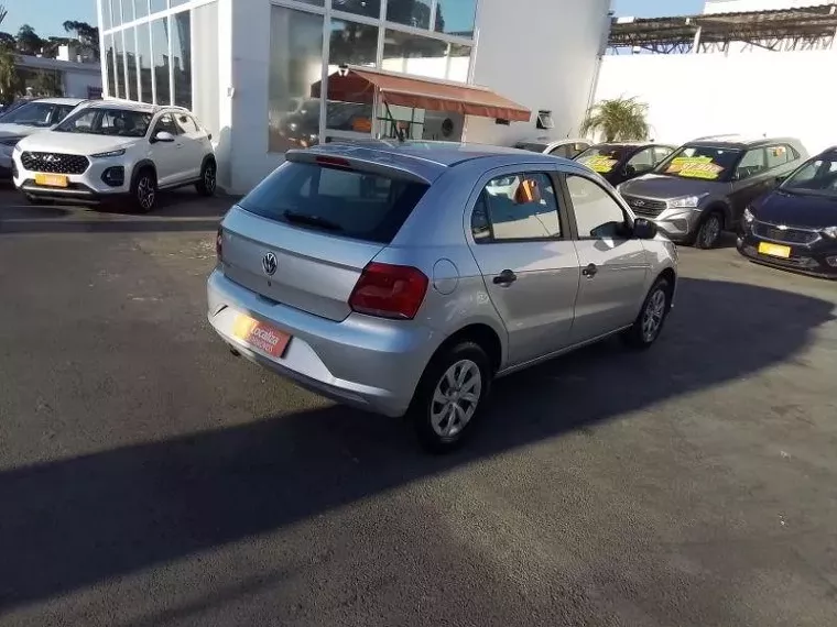 Volkswagen Gol Prata 5