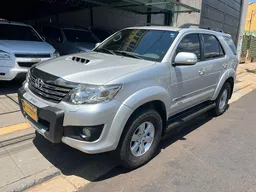 Toyota Hilux SW4