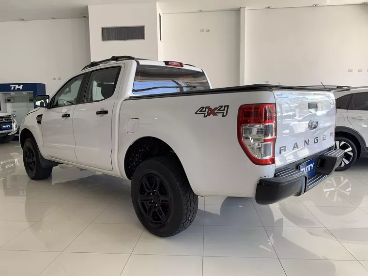 Ford Ranger Branco 2