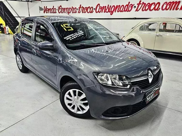 Renault Sandero Cinza 2