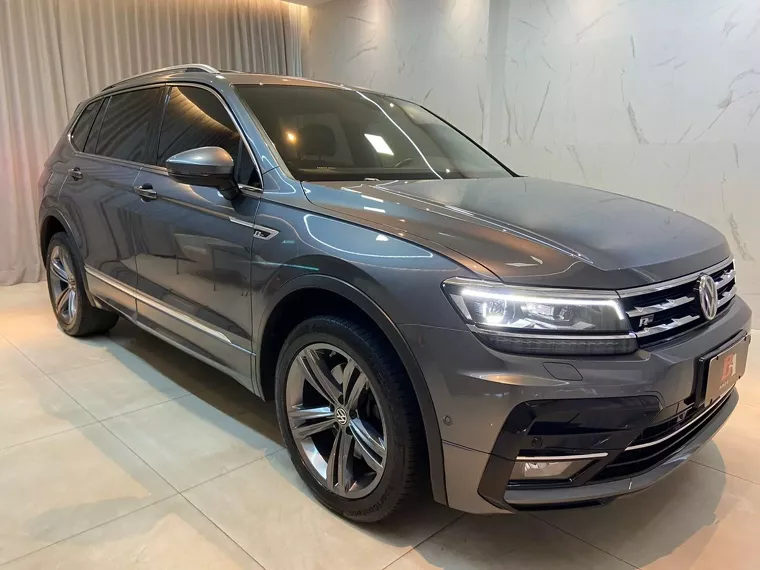 Volkswagen Tiguan Cinza 27