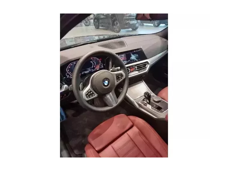 BMW 320i Cinza 2