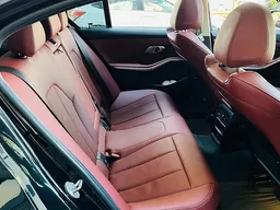 BMW 320i