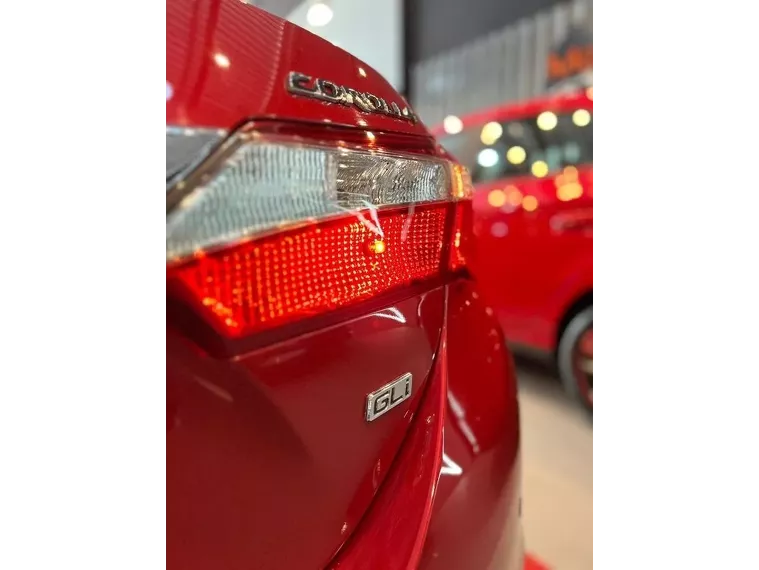 Toyota Corolla Vermelho 3