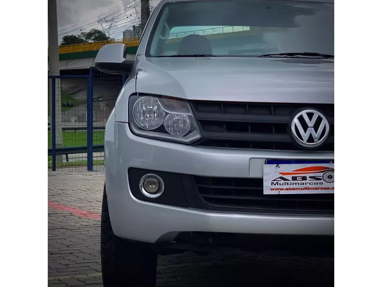 Volkswagen Amarok Prata 2