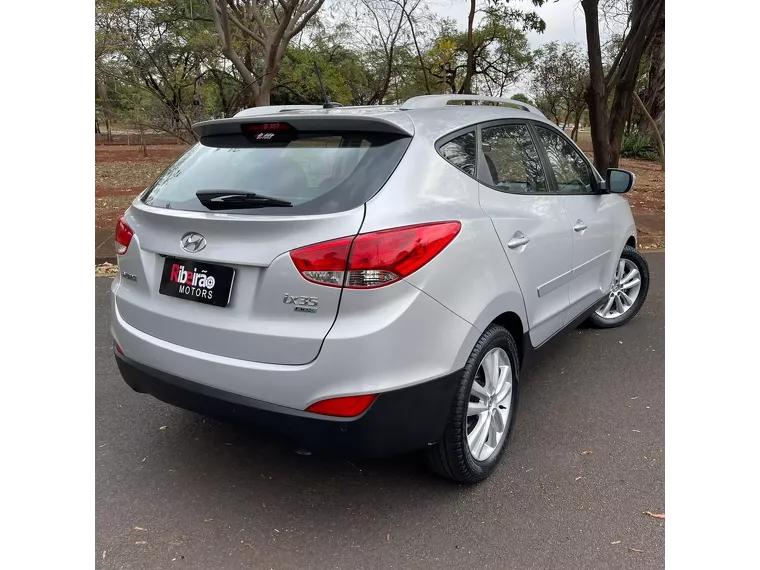 Hyundai IX35 Prata 5