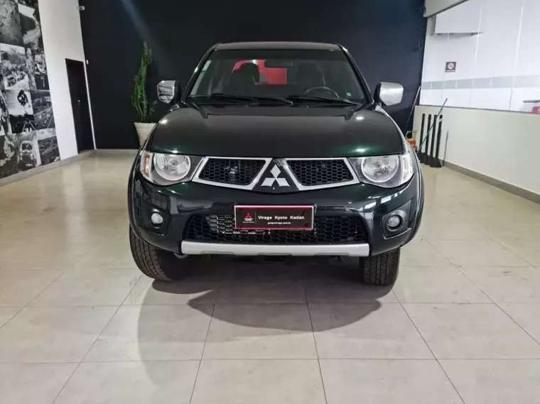 Mitsubishi L200 Triton Verde 3