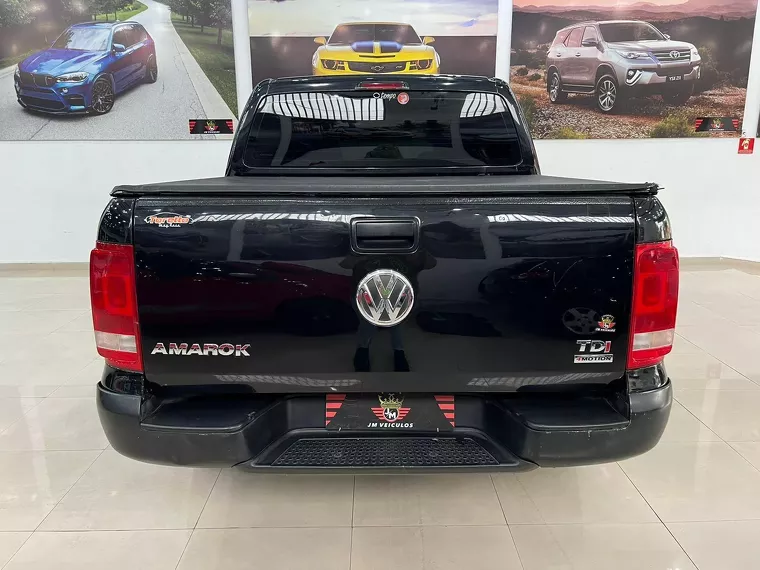 Volkswagen Amarok Preto 2