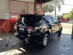 Toyota Hilux SW4