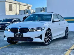 BMW 320i