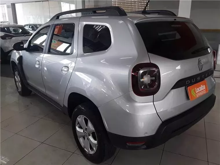 Renault Duster Prata 11