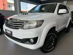 Hilux SW4