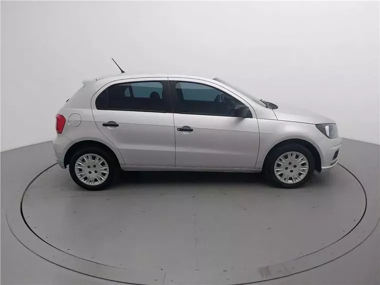 Volkswagen Gol Prata 13